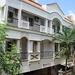 New Modern Villa